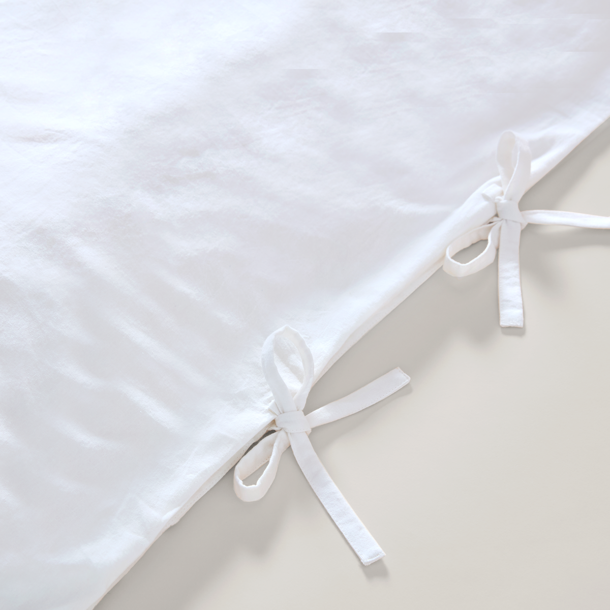 Serein Ornamental Tasselled Cotton Sateen Duvet Cover — King / Cal King, Mist Blue & Ochre; supplier product view 3.