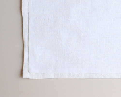 Aurelia Botanical Micro-Flange Linen Placemats — 14 × 19 in, Set of 4; supplier product view 2.
